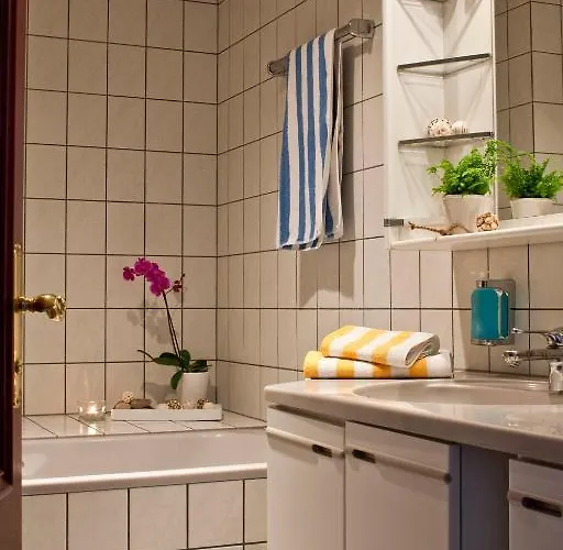 ホテル ノイアー カールスホフ